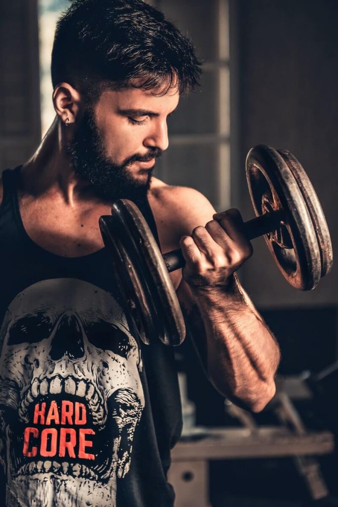 porque no aumento masa muscular en los brazos